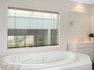 2 / 180 Pacific Way, Tura Beach