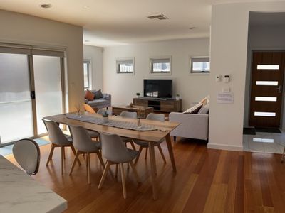 2 / Bedford Road, Ringwood