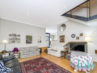 27 Tully Road, East Perth