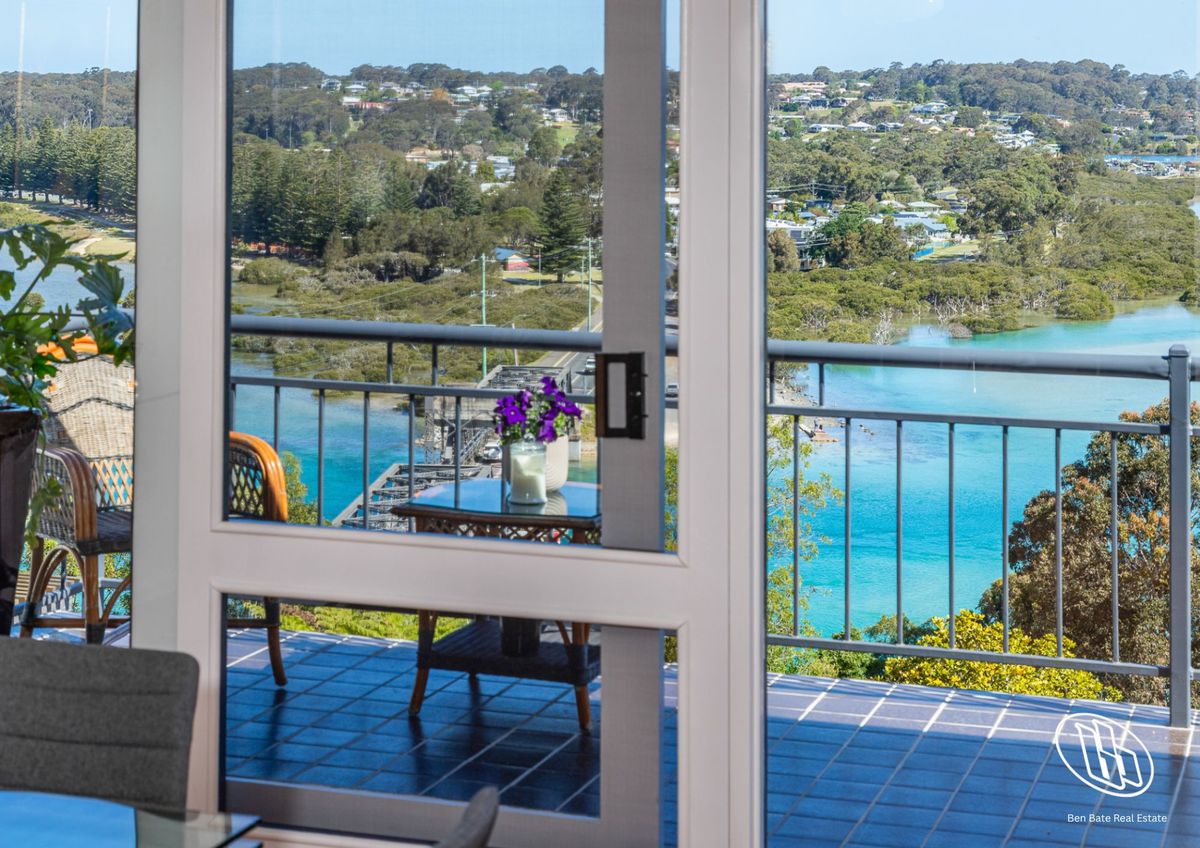 11 Hillcrest Avenue, North Narooma