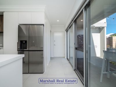 34 Hirundo Bend, Tapping