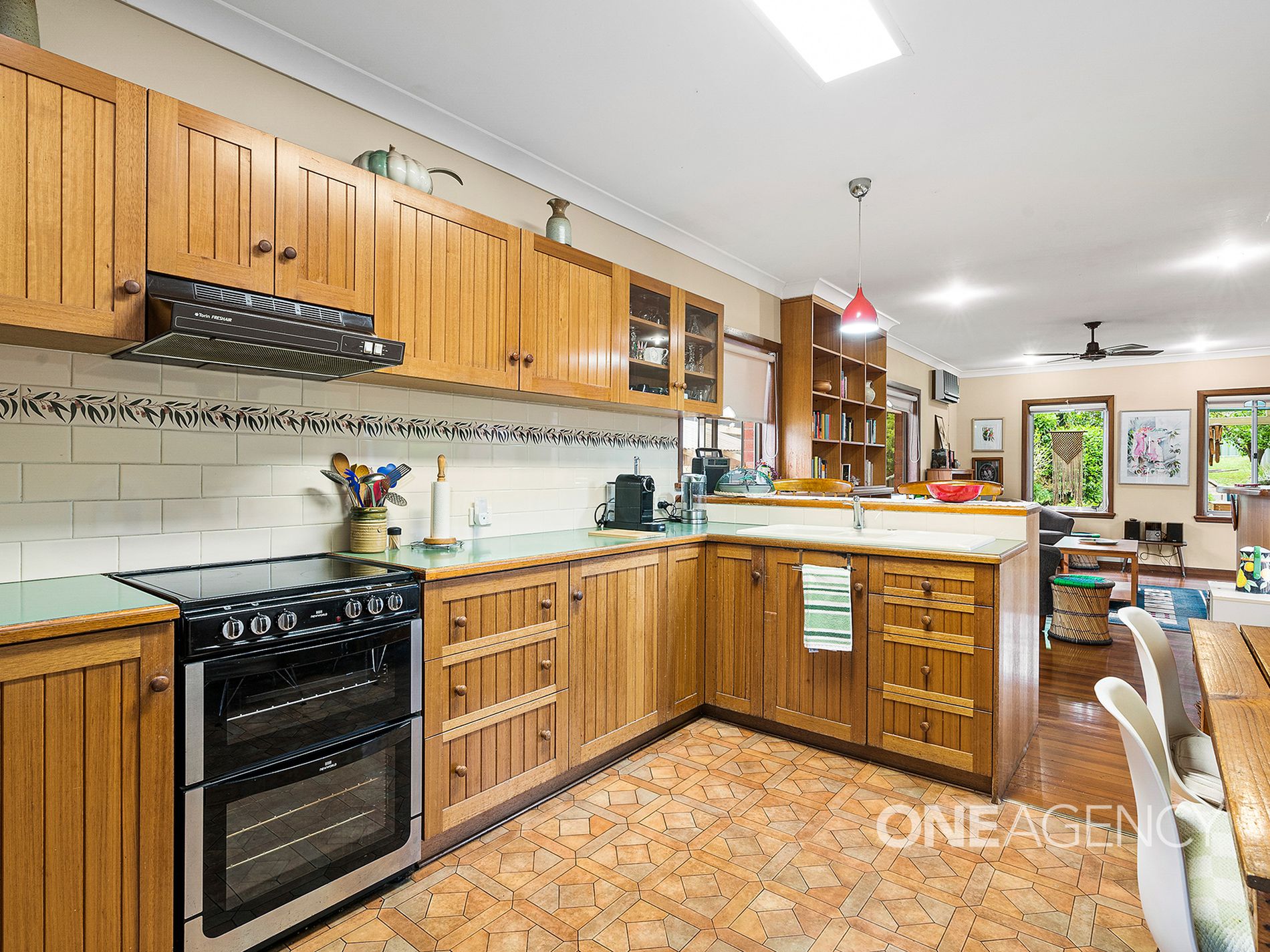 6 Elder Crescent, Nowra