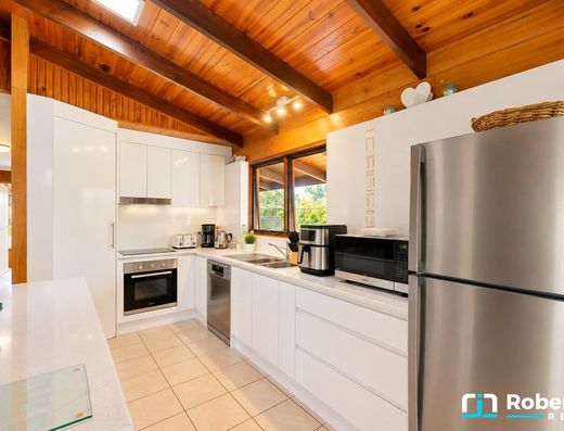 A Character Home with the Ultimate Setup for the Motorhome or Caravan image 5