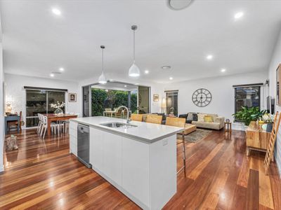 81 Feathertail Place, Wakerley