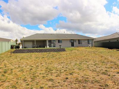 27 Munro St, Windradyne
