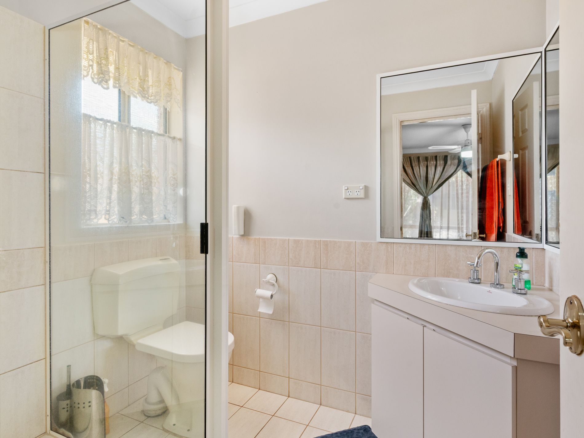 2 Osmetti Drive, Somerville