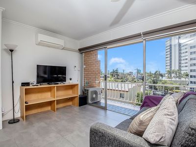 16 / 45 WATSON ESPLANADE, Surfers Paradise