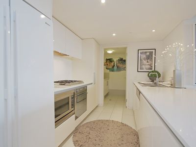 1602 / 96 Bow River Crescent, Burswood