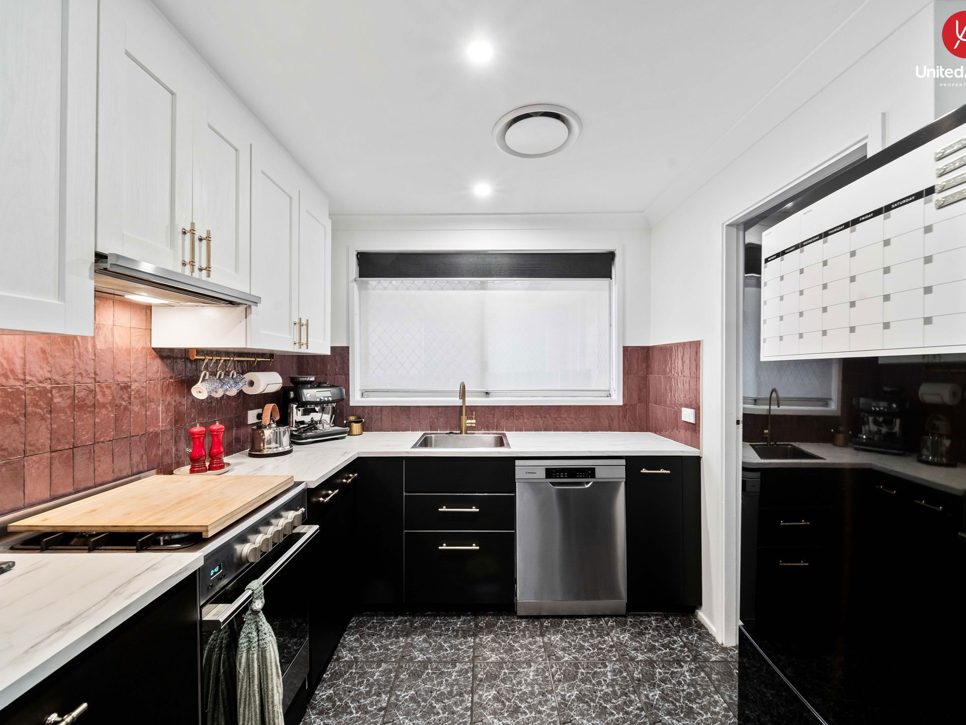 1 / 13 Colevile Place, Rosemeadow