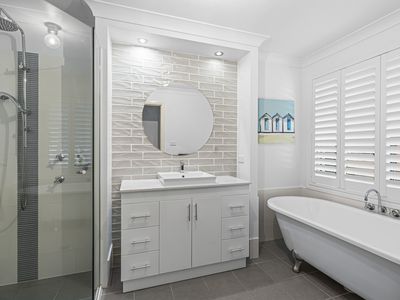 210 Dora Street, Dora Creek