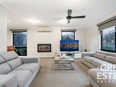 11 Roberts Road, Cranbourne