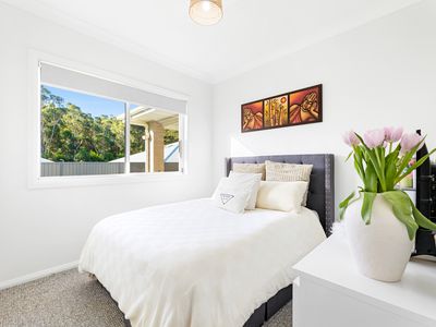 4 MCKENZIES CRESCENT, Malua Bay