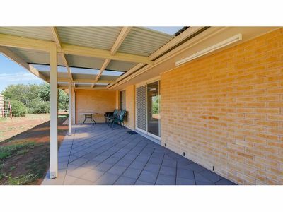 9R Numbardie Drive, Dubbo