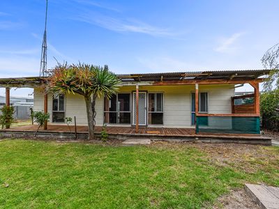 7 GEORGE STREET, Southend