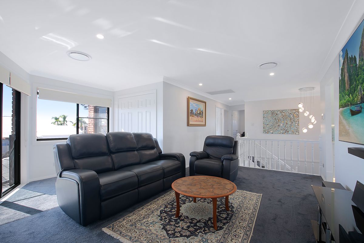 6 Sternlight Court, Cleveland