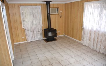 8 Collendina Road, Gwandalan