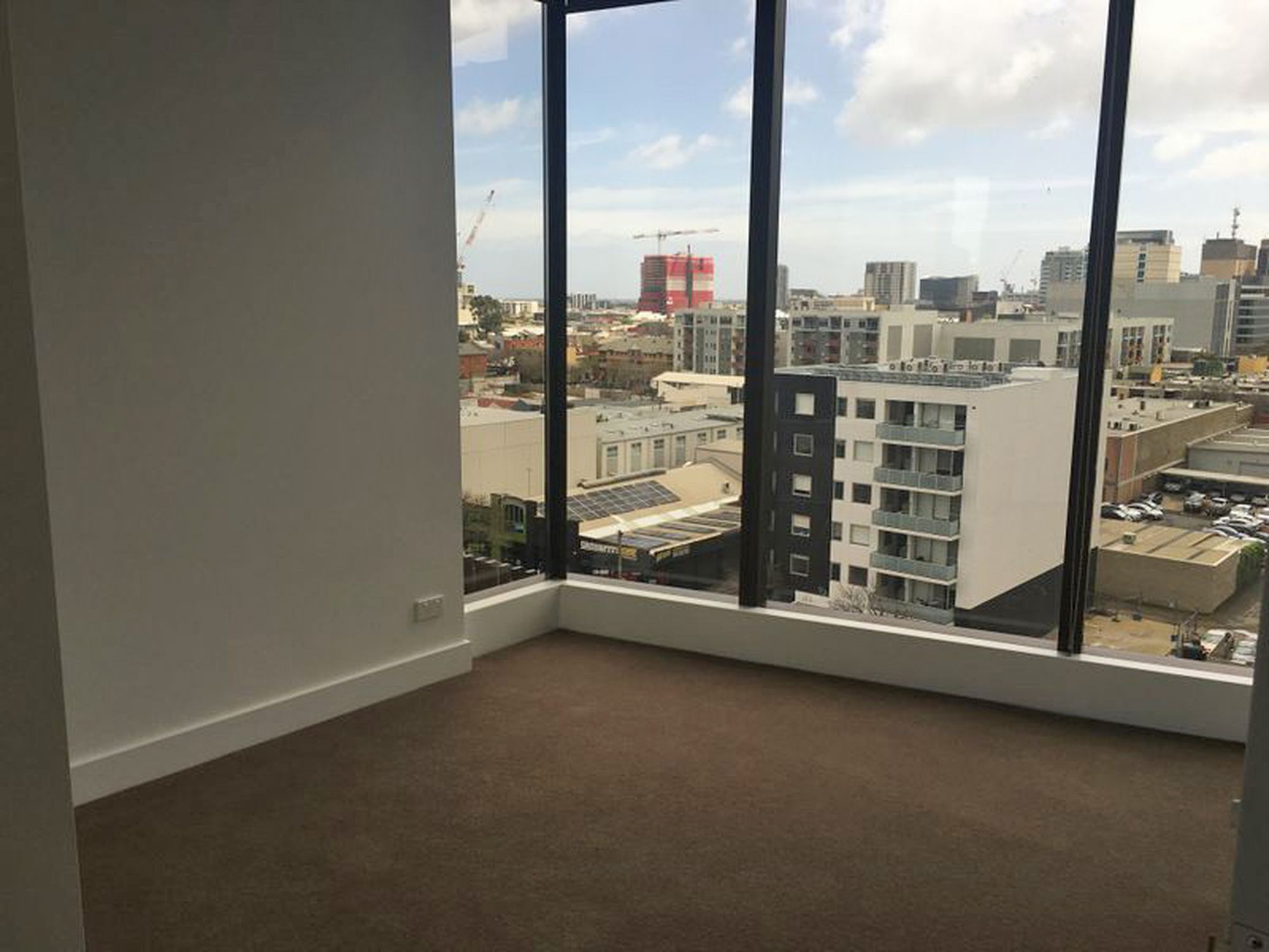 906 / 421 King William Street, Adelaide