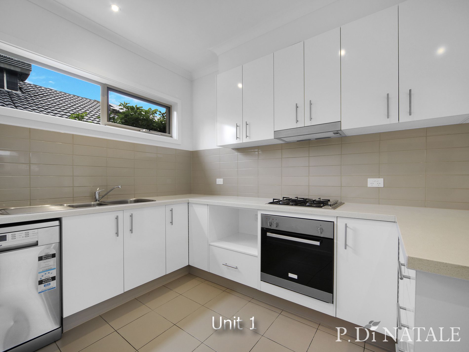 1 / 10 Margot Street, West Footscray