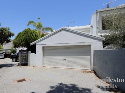 2 / 13 Helm Street, Mount Pleasant