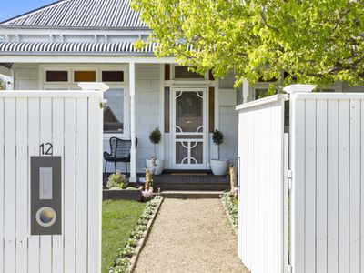 12 Mentor Street, Seymour