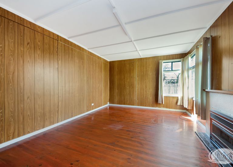 6 Valmai Avenue, Portland