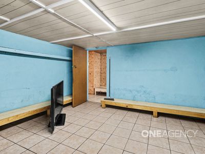 300 NORTHCLIFFE DRIVE, Lake Heights