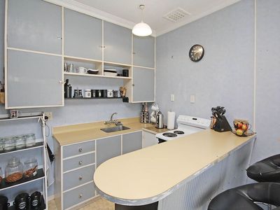 flat 3 / 72 Queen Street West, Levin