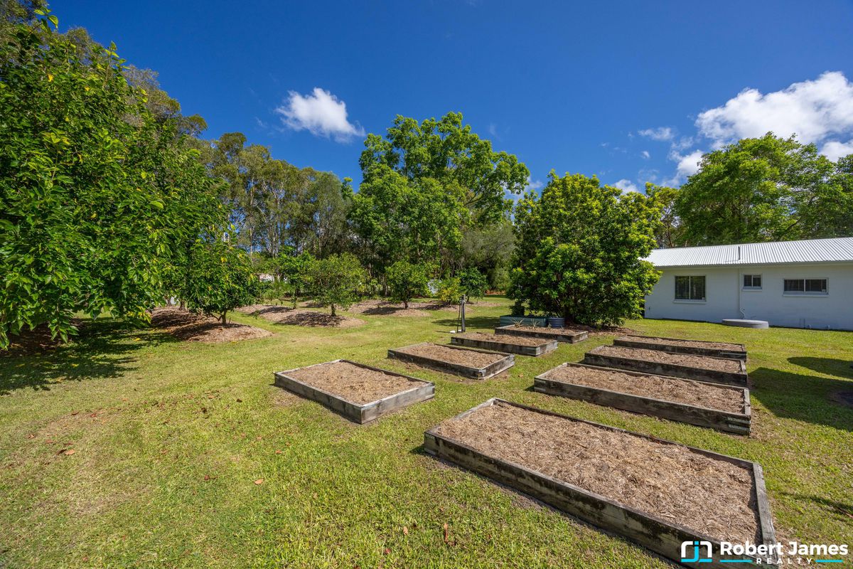 26 Amaroo Place, Cooroibah