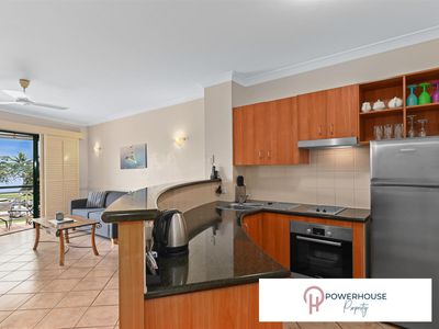 18 / 233-237 Esplanade, Cairns North