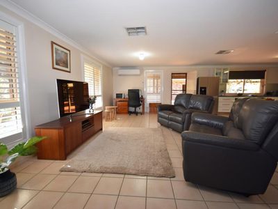 34 Colony Crescent, Dubbo