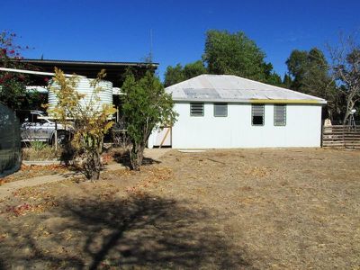 32-34 Miner Road, Longreach