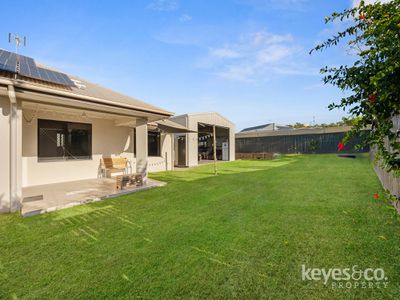 4 Bilbao Place, Bushland Beach