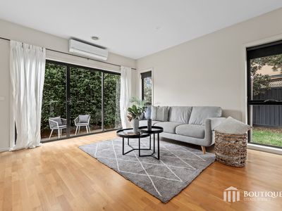 233 Outlook Drive , Dandenong North