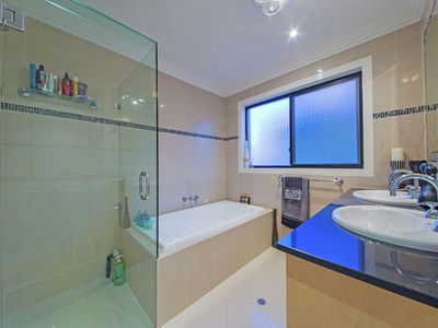 94 Behan Crescent, Wakerley