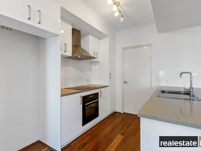 6 / 14 John Street, Bentley