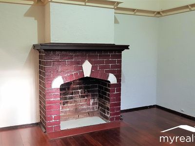 102 Egina Street, Mount Hawthorn