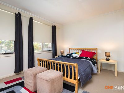 12 Cronin Place, Bonnyrigg