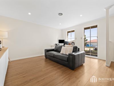 63 Langbourne Drive, Narre Warren South