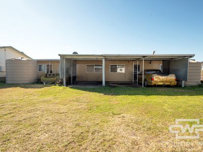 50 Severn River Road, Dundee