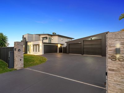 36 Kingfisher Crescent, Palmview