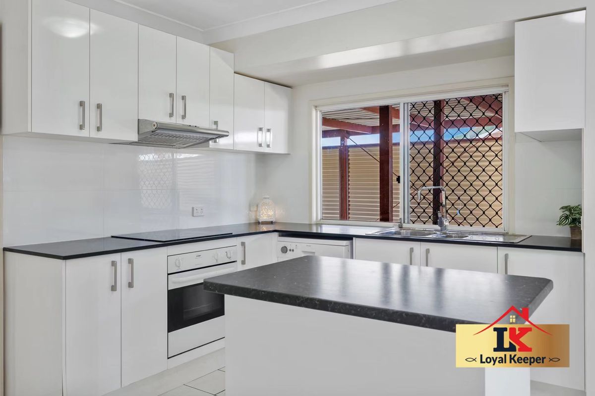 2 TREBECK STREET, Browns Plains
