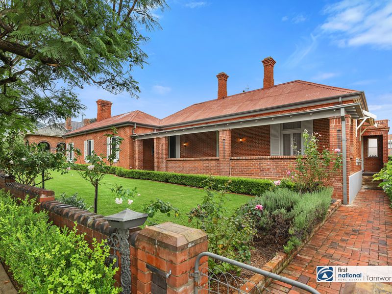 141A - 141B Brisbane Street, Tamworth