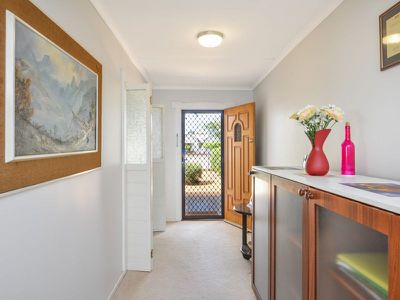 260 Piccadilly Street, Piccadilly