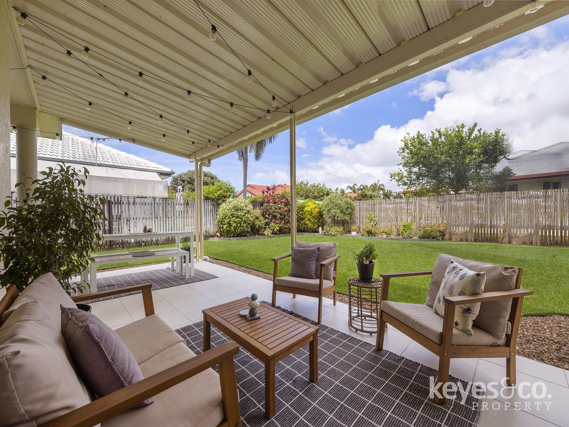 10 Carisbrooke Court, Annandale