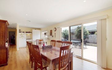 28 England Walk, Narre Warren South