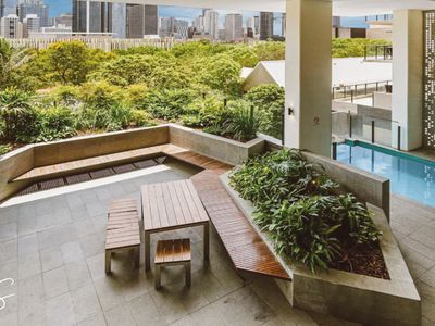 2011 / 19 Hope Street, South Brisbane