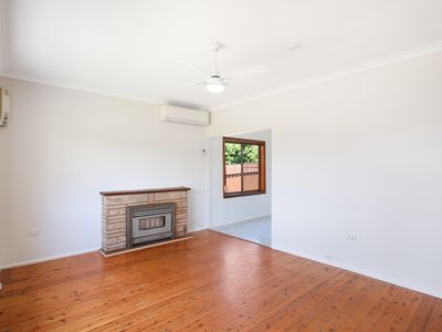 108 The Kingsway, Barrack Heights