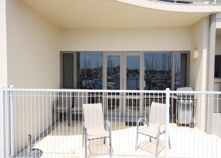 1 / 12 Arcadia Court, North Haven