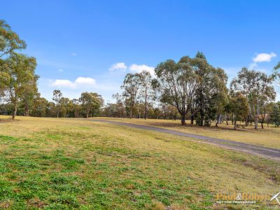 2 / 11 Derrington Crescent, Bonython