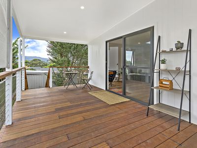 218 Farmborough Road, Farmborough Heights